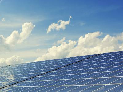 Spark the Green Industrial Revolution with an Online MBA in Energy